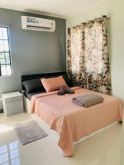 Cozy Home At A Private Subdivision Abucay ภายนอก รูปภาพ