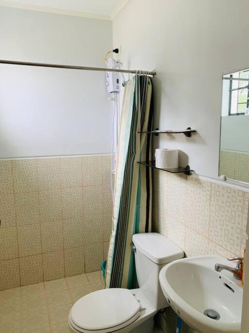 Cozy Home At A Private Subdivision Abucay ภายนอก รูปภาพ